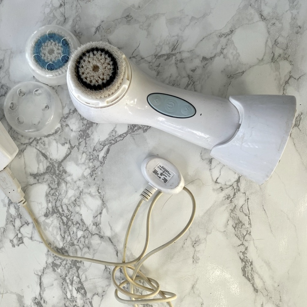 Clarisonic Facial body massage exfoliate machine